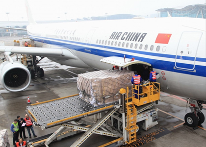 跨境电商推高需求和运价，货运包机市场现在有多火热？